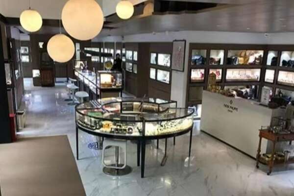 让胡路区寄卖奢侈品店